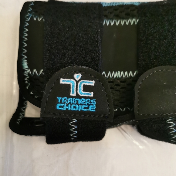 Trainer's Choice Accessories Trainers Choice Left Wrist Brace